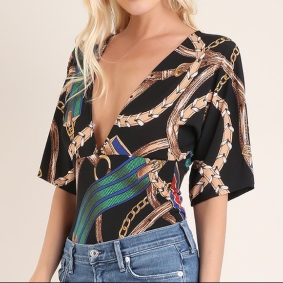 Small & medium left đź’•Luxury bodysuit - Picture 3 of 7